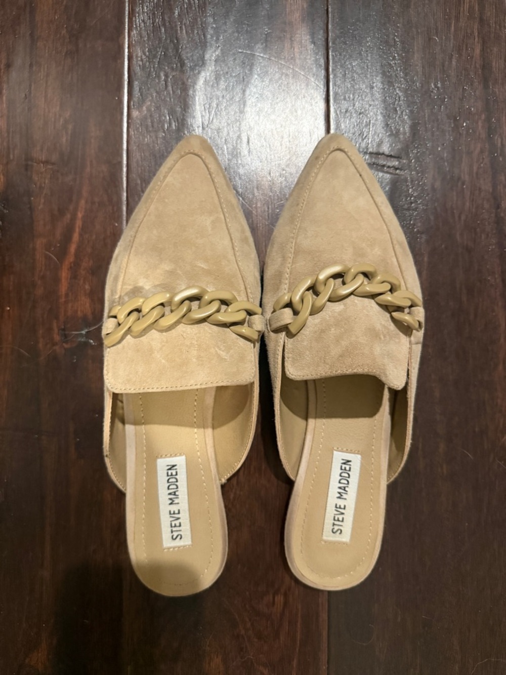 Steve Madden Beige Suede Pointed Chain-Trim Mules